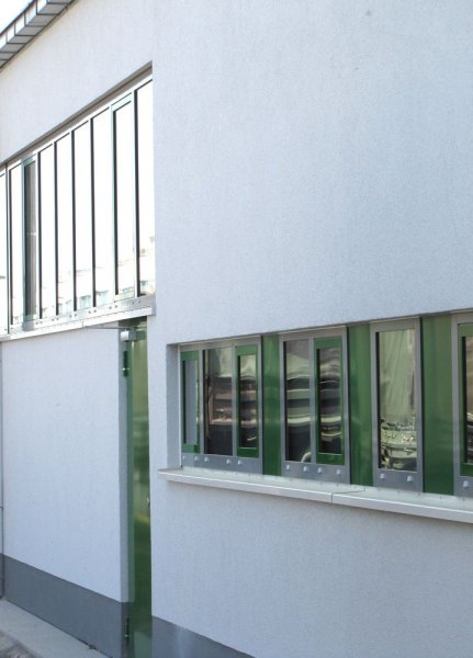 Bruchsal Modernisierung Fahrzeughalle der Bundeswehr