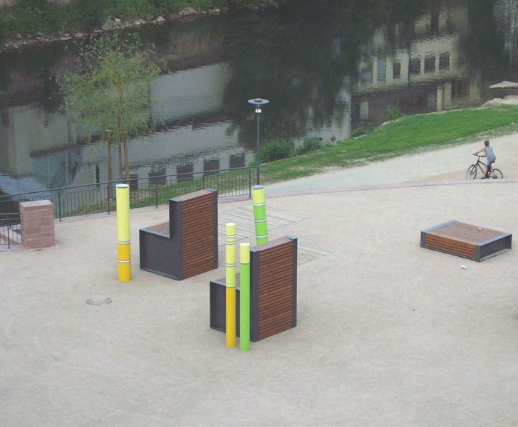 Calw Stadtpark Kleiner Brühl überbautes Rückhaltebecken